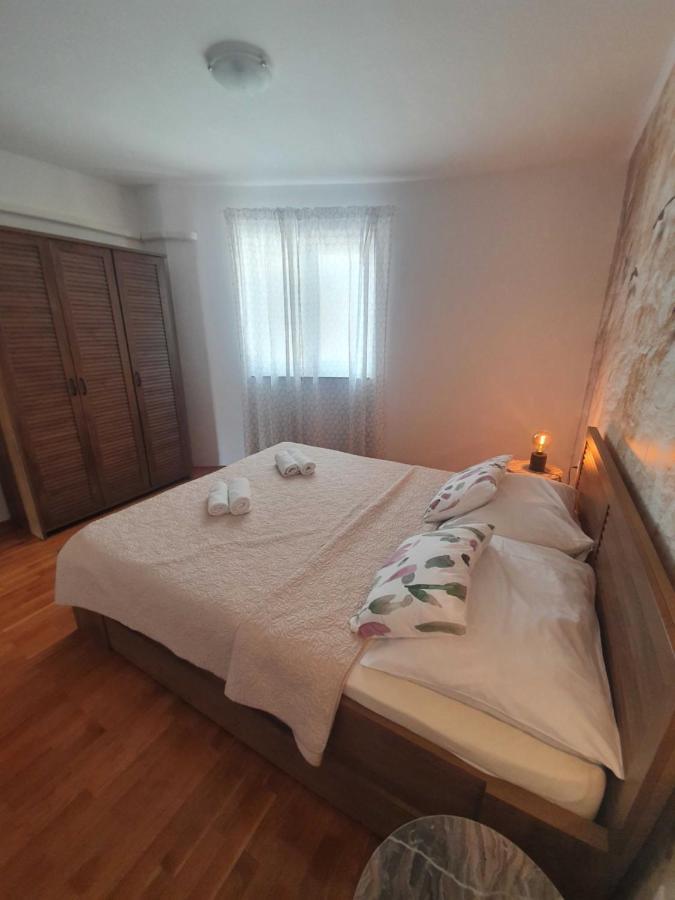 Apartment Kos Pag Town Kültér fotó