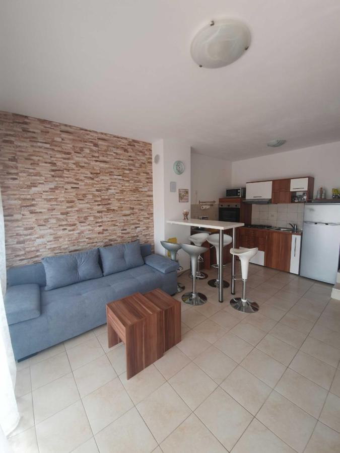 Apartment Kos Pag Town Kültér fotó